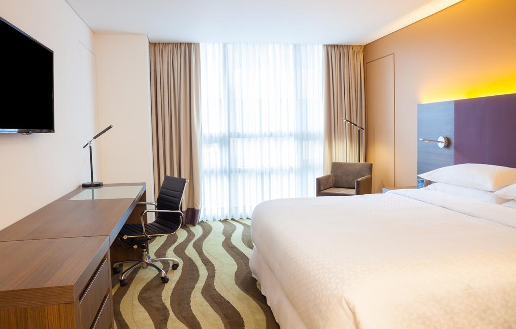 Four Points By Sheraton Μπογκοτά Εξωτερικό φωτογραφία