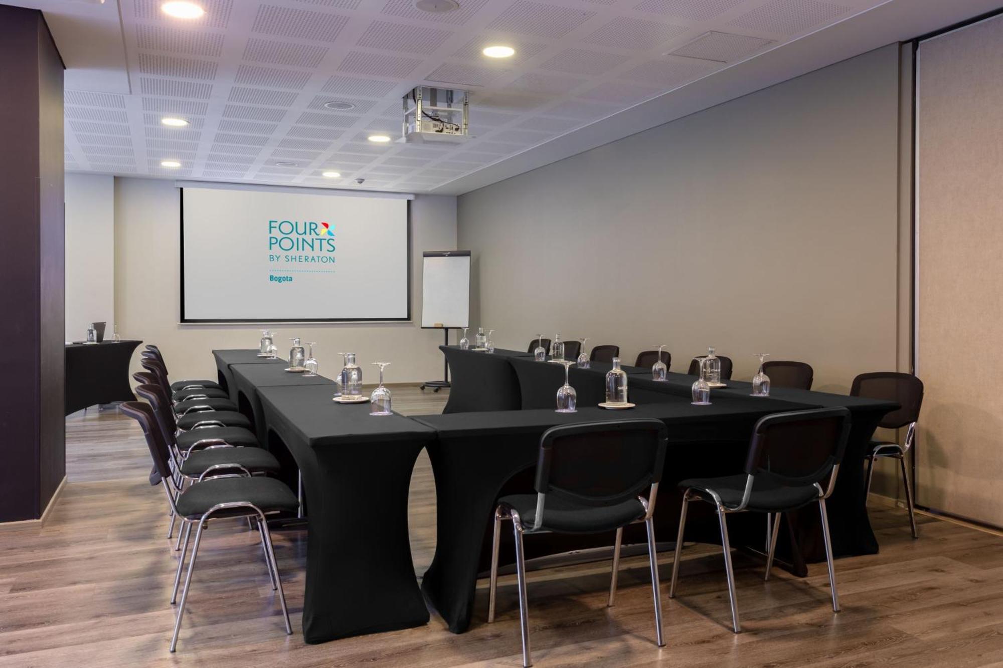 Four Points By Sheraton Μπογκοτά Εξωτερικό φωτογραφία