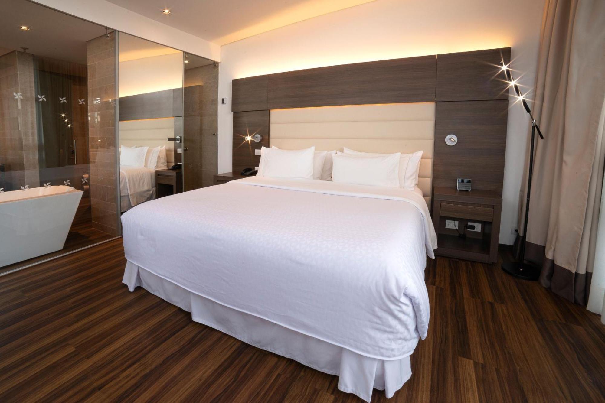 Four Points By Sheraton Μπογκοτά Εξωτερικό φωτογραφία